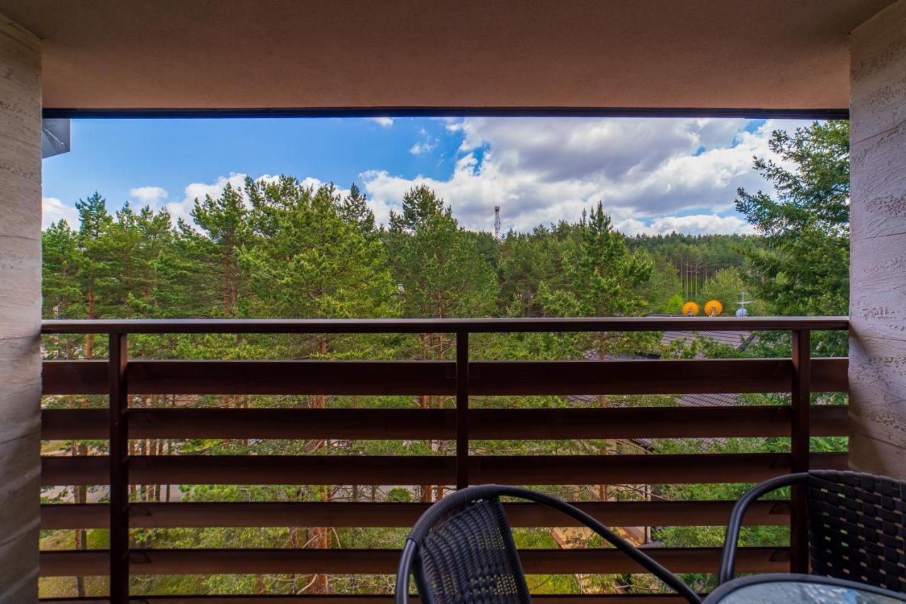 Vila Pekovic, Pine Trees View Apartment With Big Balcony In The Center Of Zlatibor! Exterior photo